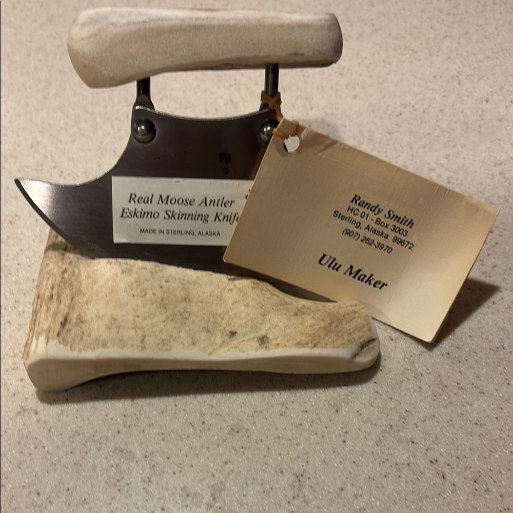 Cream and Silver Ulu Knife with Crescent Blade Design